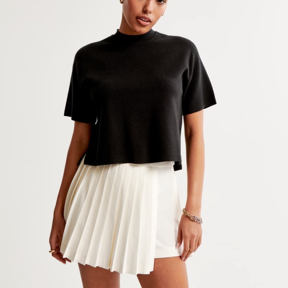 Abercrombie Pleated Mini Skort- XS